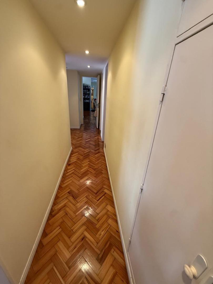 SEMIPISO 4 AMBIENTES  CON DEPCIAS EN LA MEJOR ESQUINA