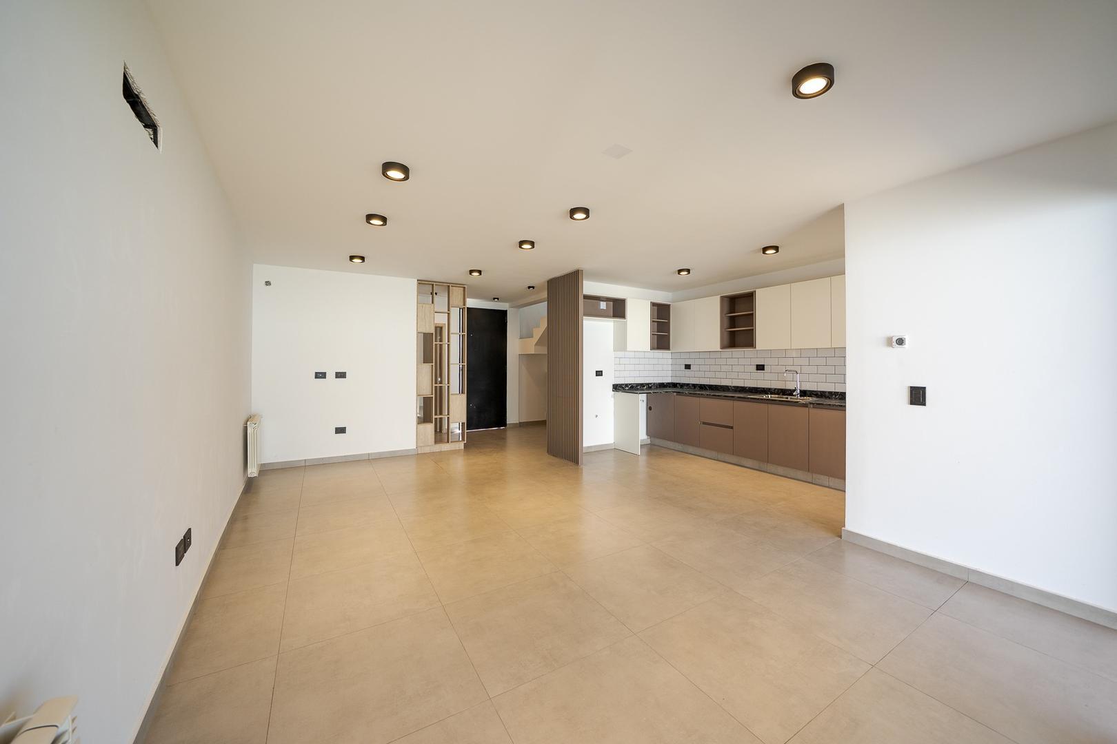 COSTAS de Manantiales - 4 DORM 1 en PB - 3 Baños