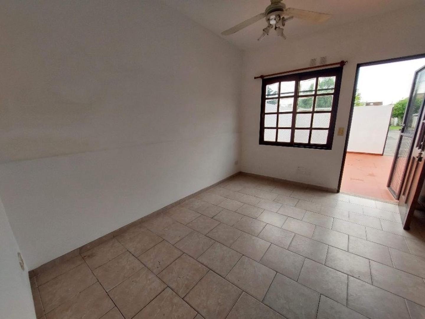 Depto Tipo Casa en Venta 25 años