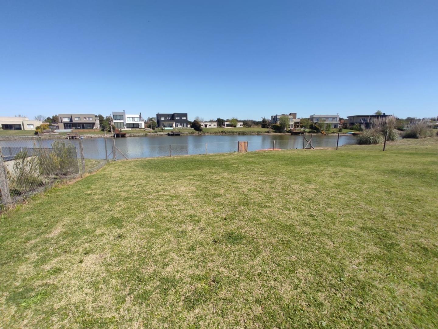 Casa en Venta en El Canton, USD 379.000