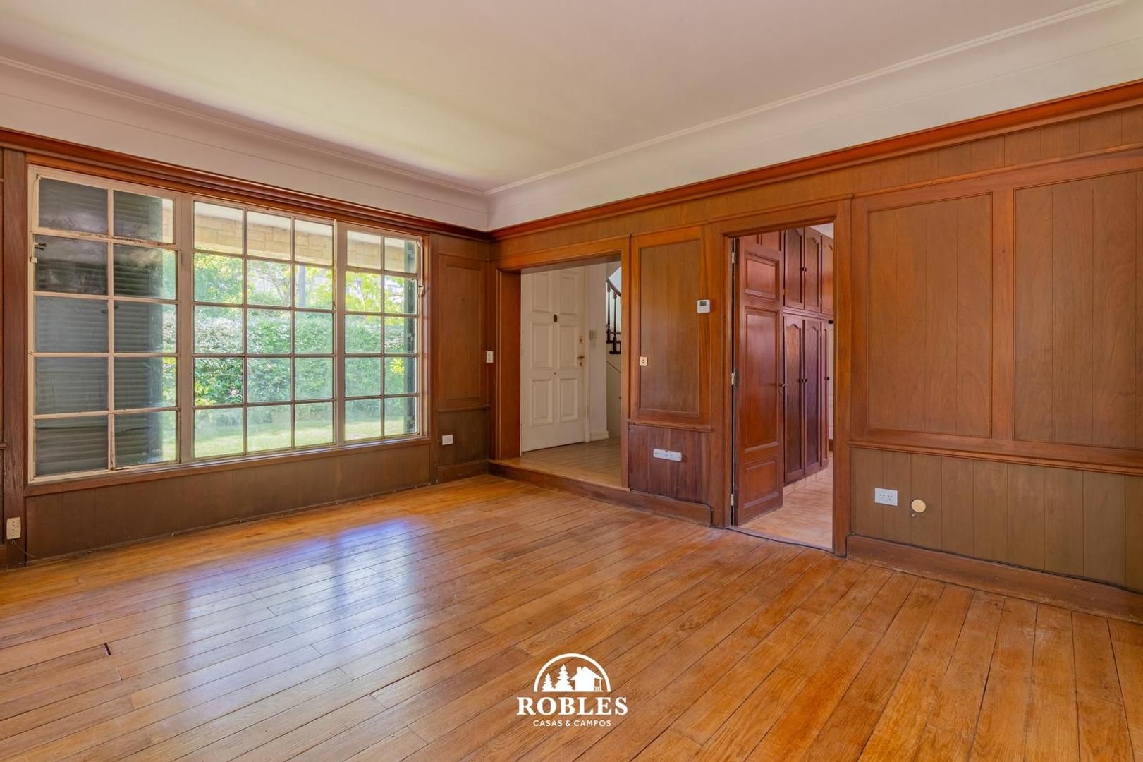 Casa 5 ambientes con 3 baños