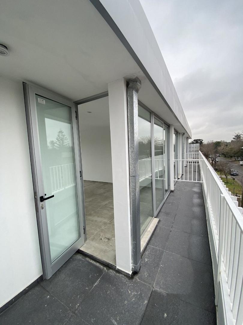 Depto Tipo Casa en Venta de 3 ambientes