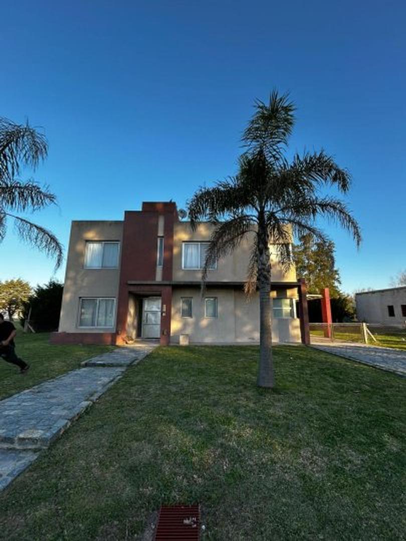 Casa en Alquiler en Haras Del Sol, USD 2.000