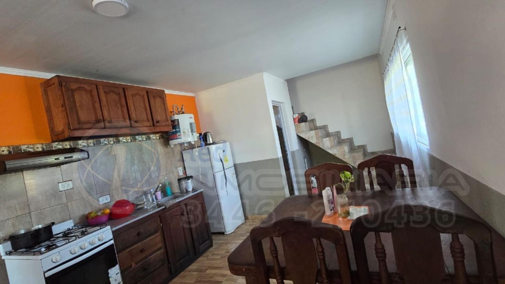 CASA CON SALON DE EVENTOS CAMINO DE LA COSTA