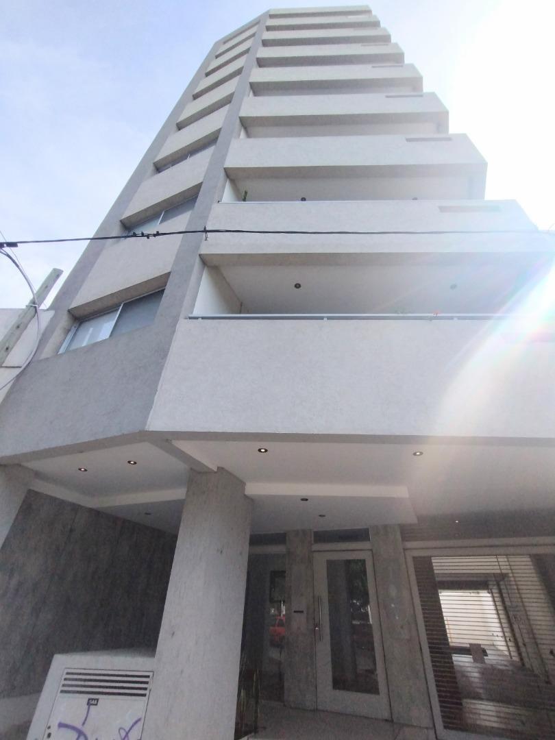 19 Y 60 107 , Piso 7