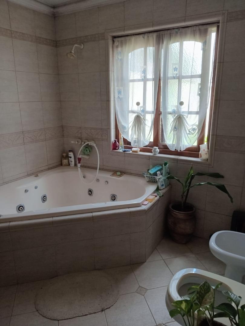 CHALET EN VENTA MORON CENTRO