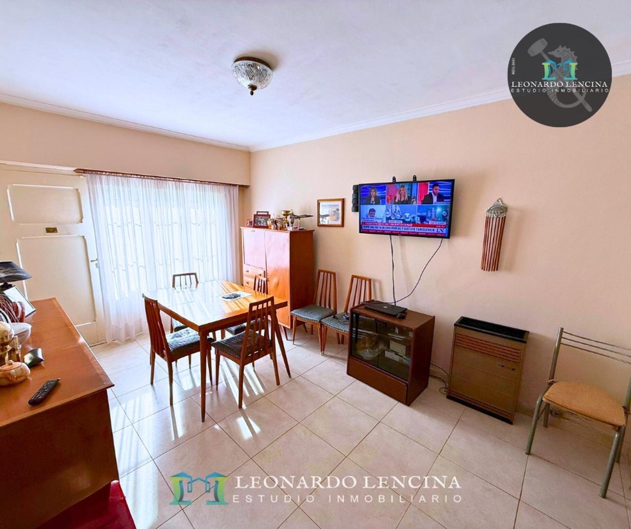 Casa 3 ambientes con 2 baños