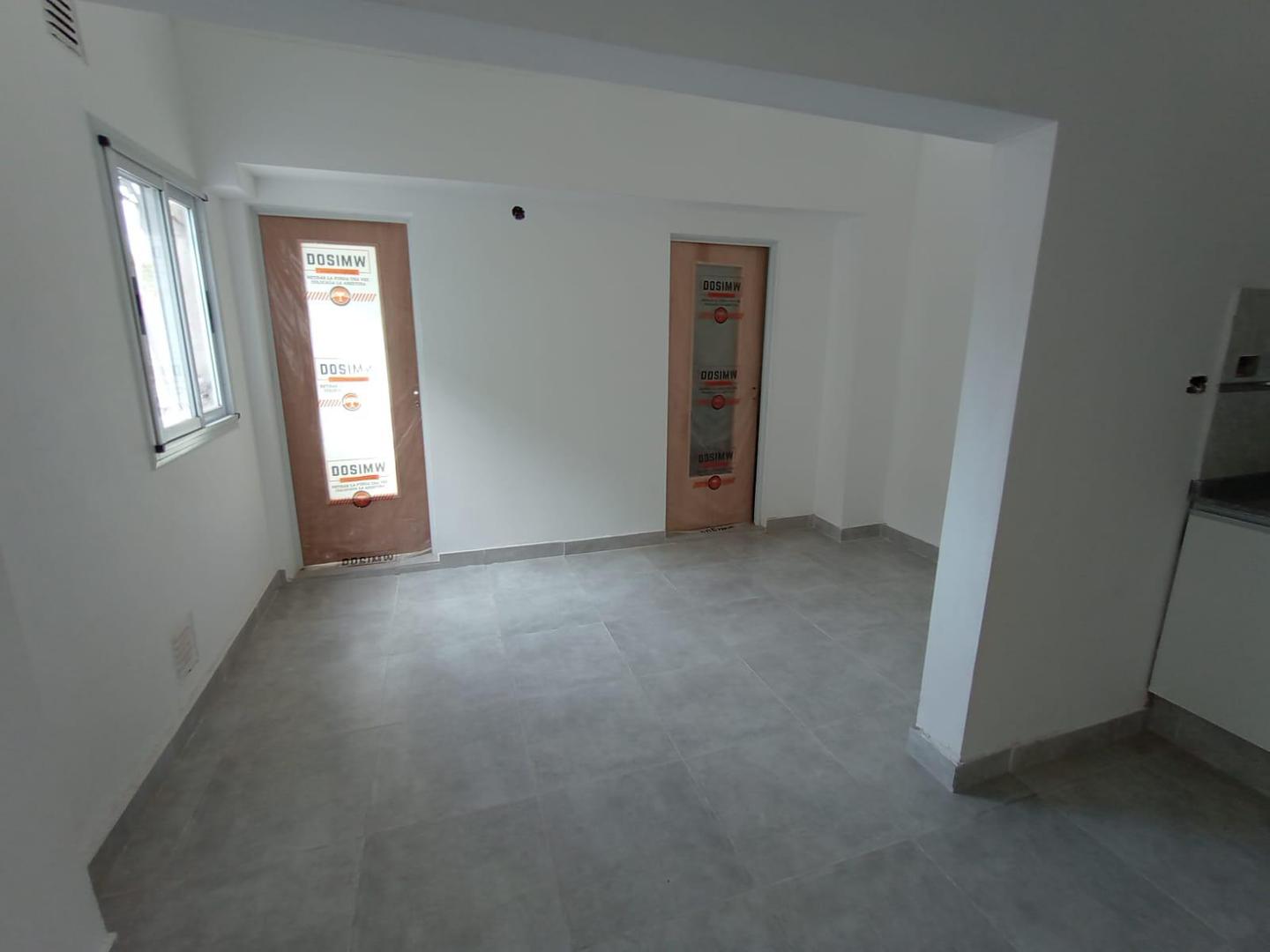 Casa 3 ambientes con 2 baños