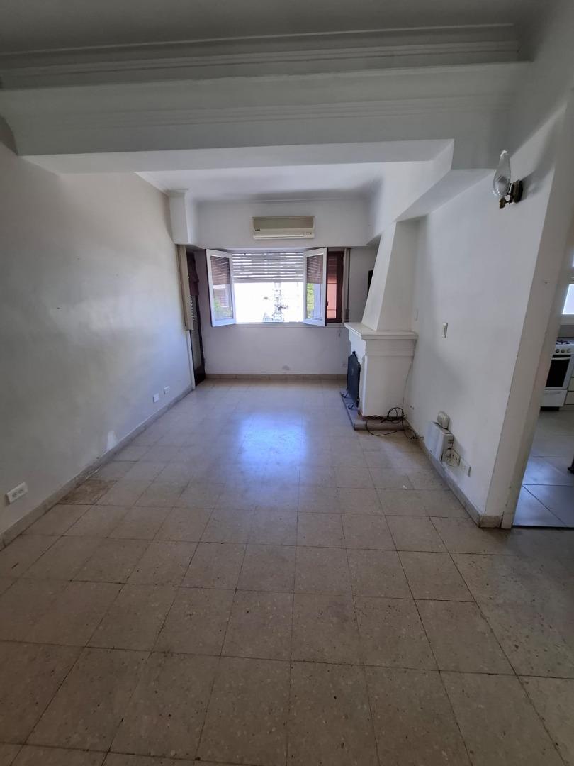 PH 3 AMB. EXTERNO -  100 M2. - APTO PREFESIONAL - GUEMES