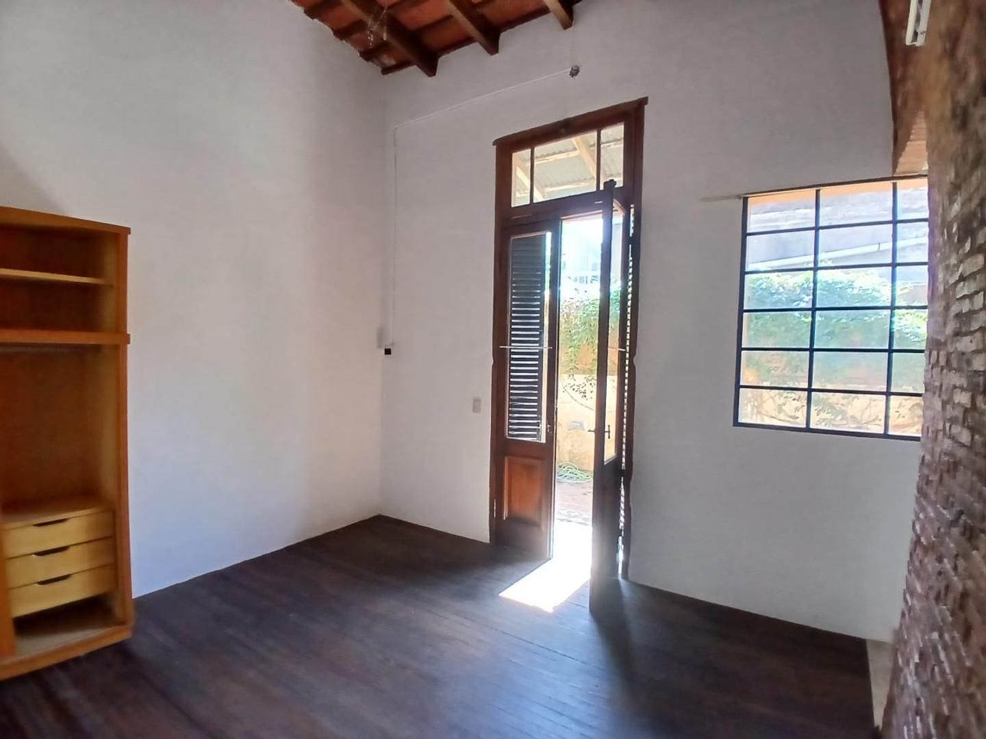 Depto Tipo Casa en Alquiler de 2 ambientes