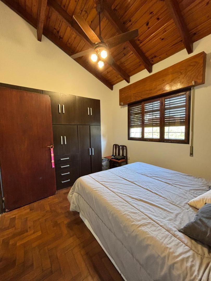 EXELENTE CASA MODERNIZADA EN BARRIO JUDICIALES