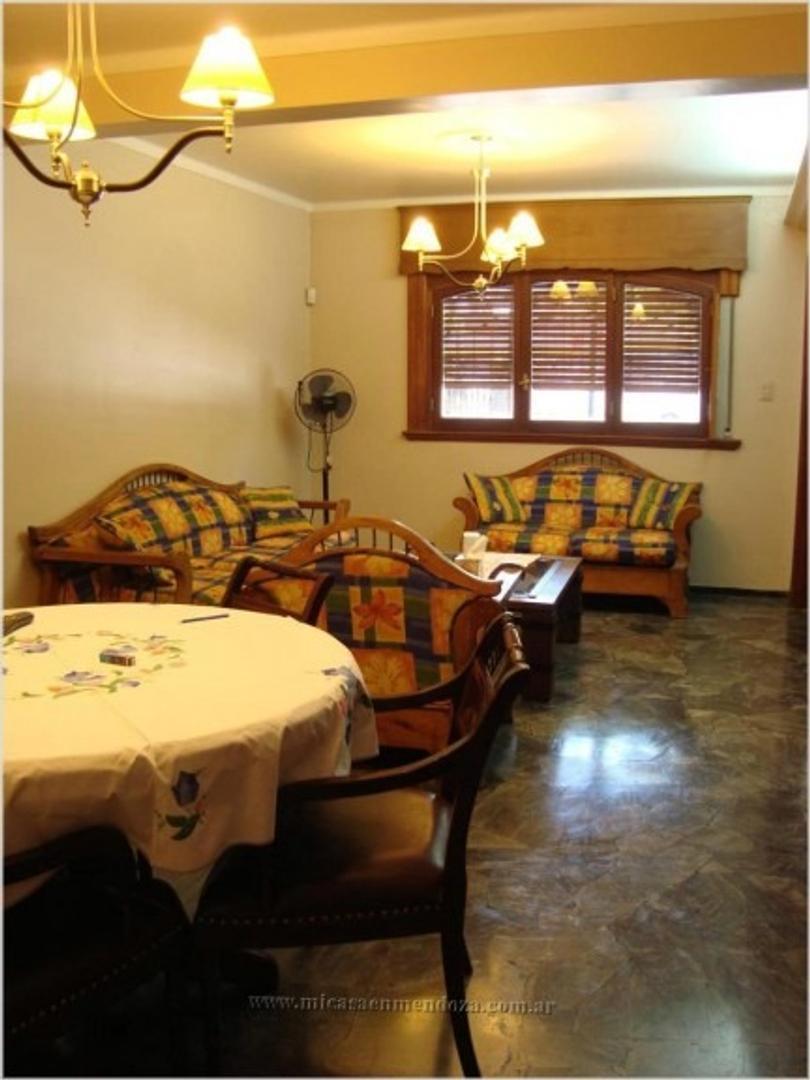 Casa en Venta en Mendoza, USD 280.000
