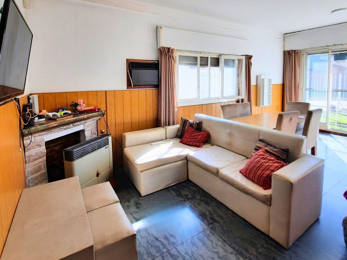 ALQUILER CASA EN QUILMES, EXCELENTE UBICACIÓN