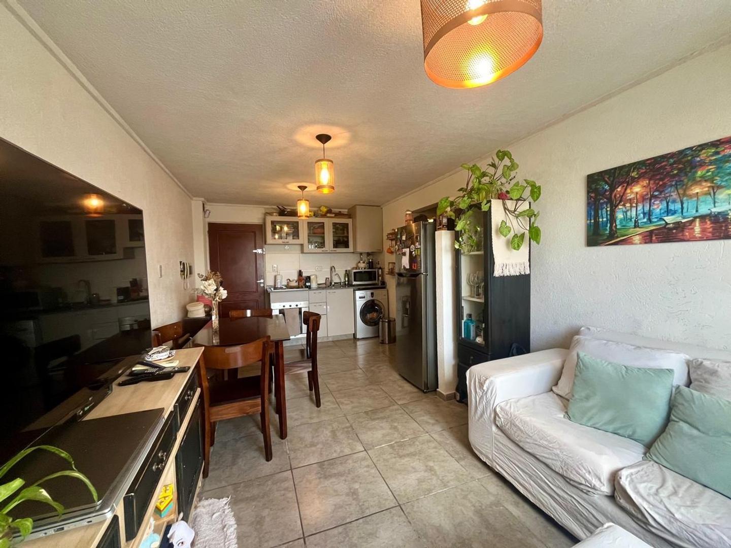 Departamento 2 ambientes con balcón en Haedo Sur