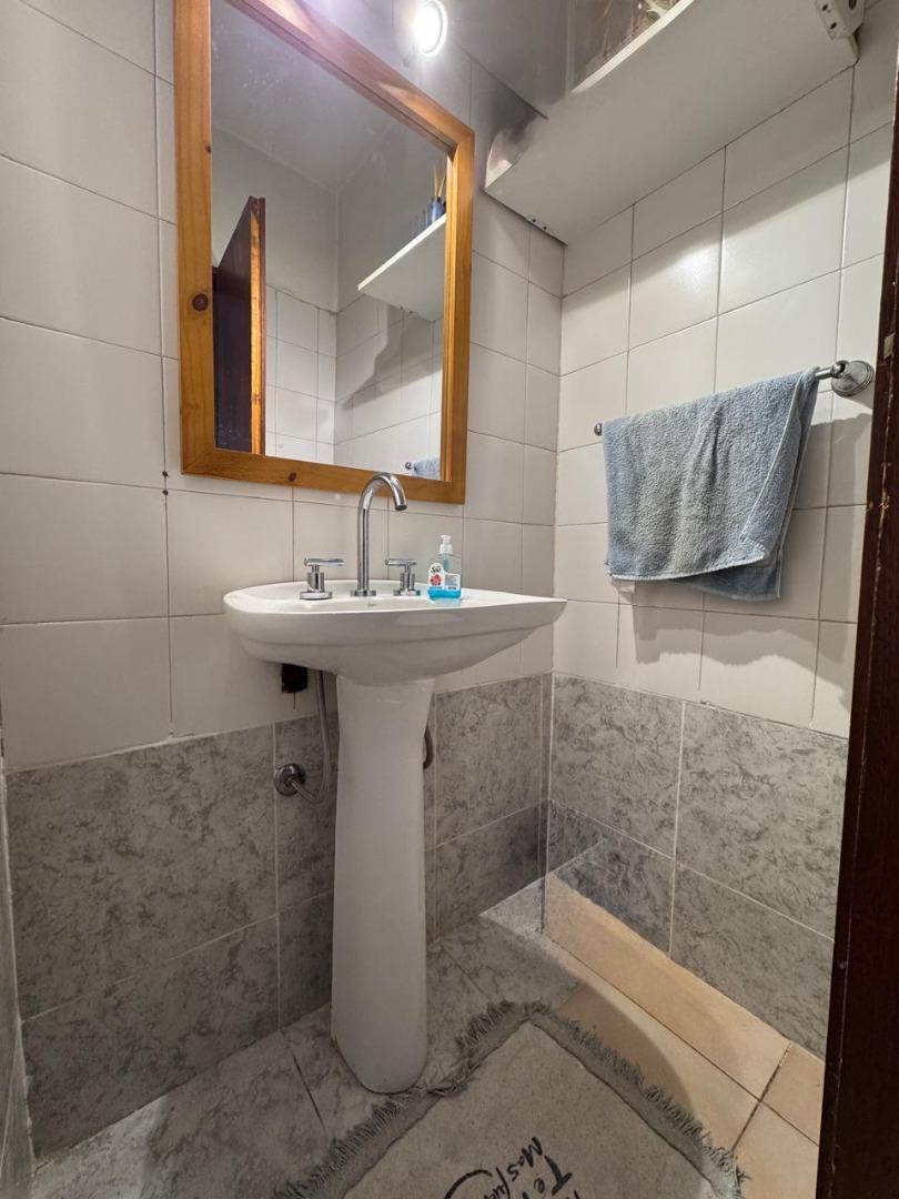 Depto Tipo Casa 3 ambientes con 2 baños