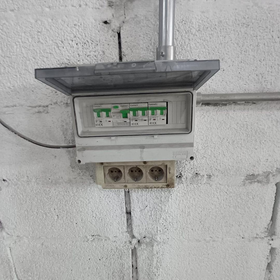 Alquiler Galpón 240 m2 a pasos de Interbalnearia