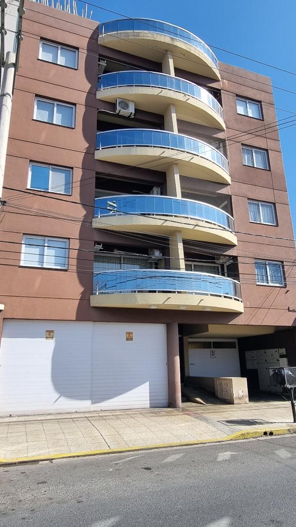 Departamento 2 ambientes con 2 baños