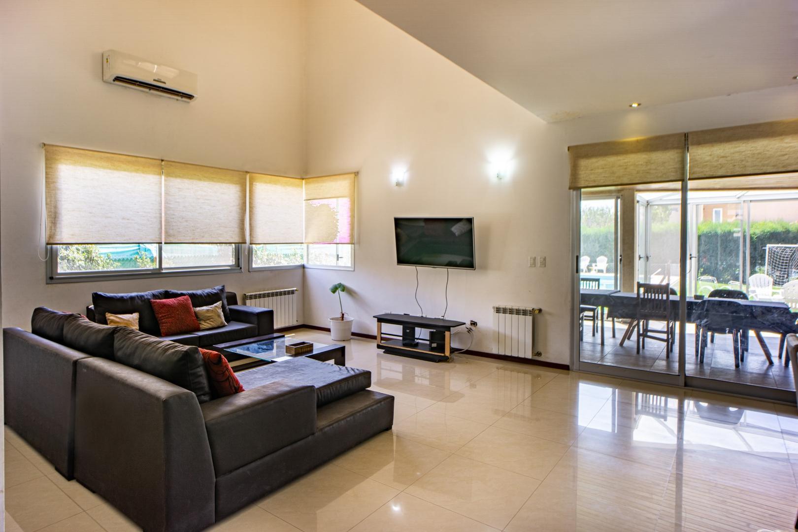 Casa en Alquiler al Sur