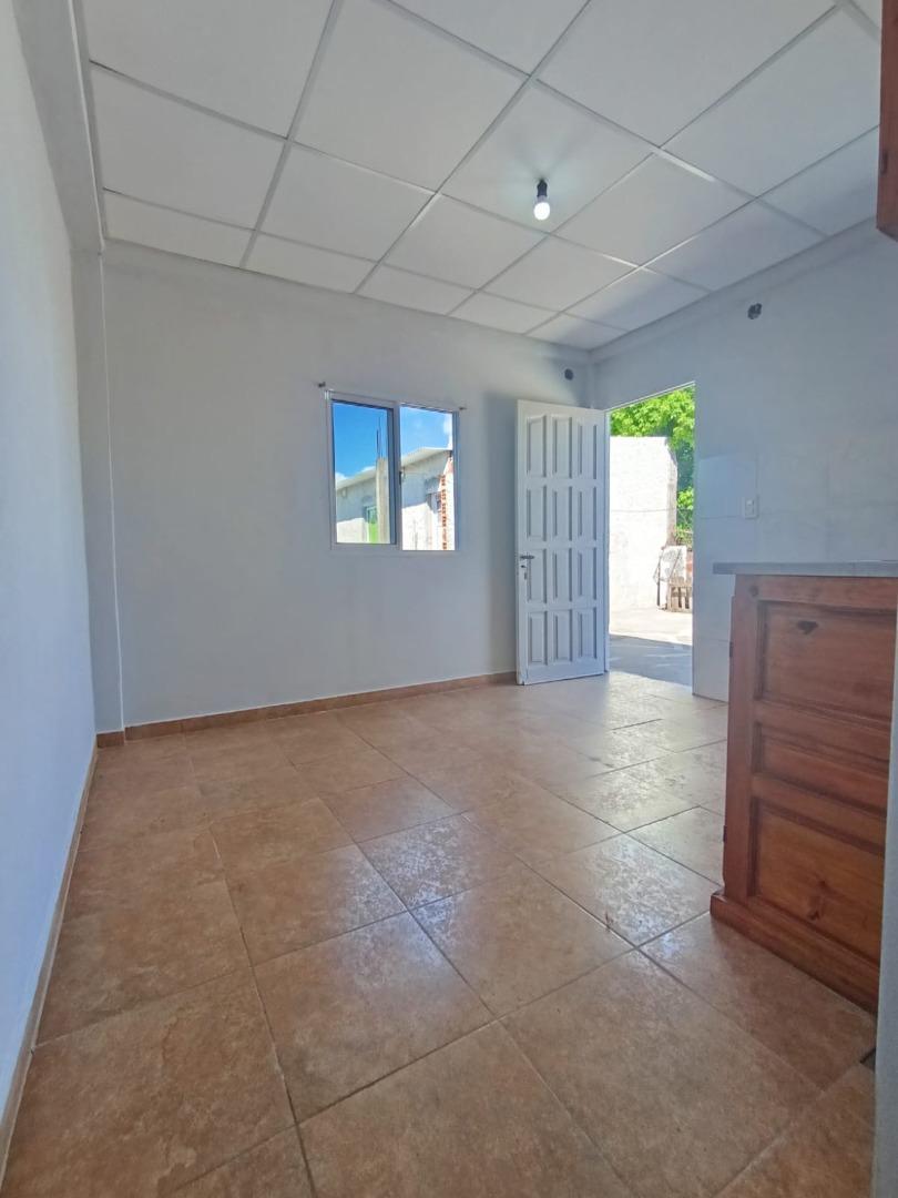 Pje. Gutemberg 500 , Piso 1