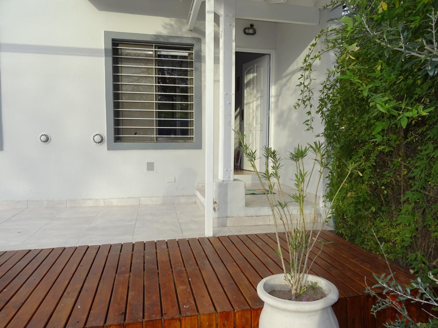 Casa 6 ambientes con 3 baños