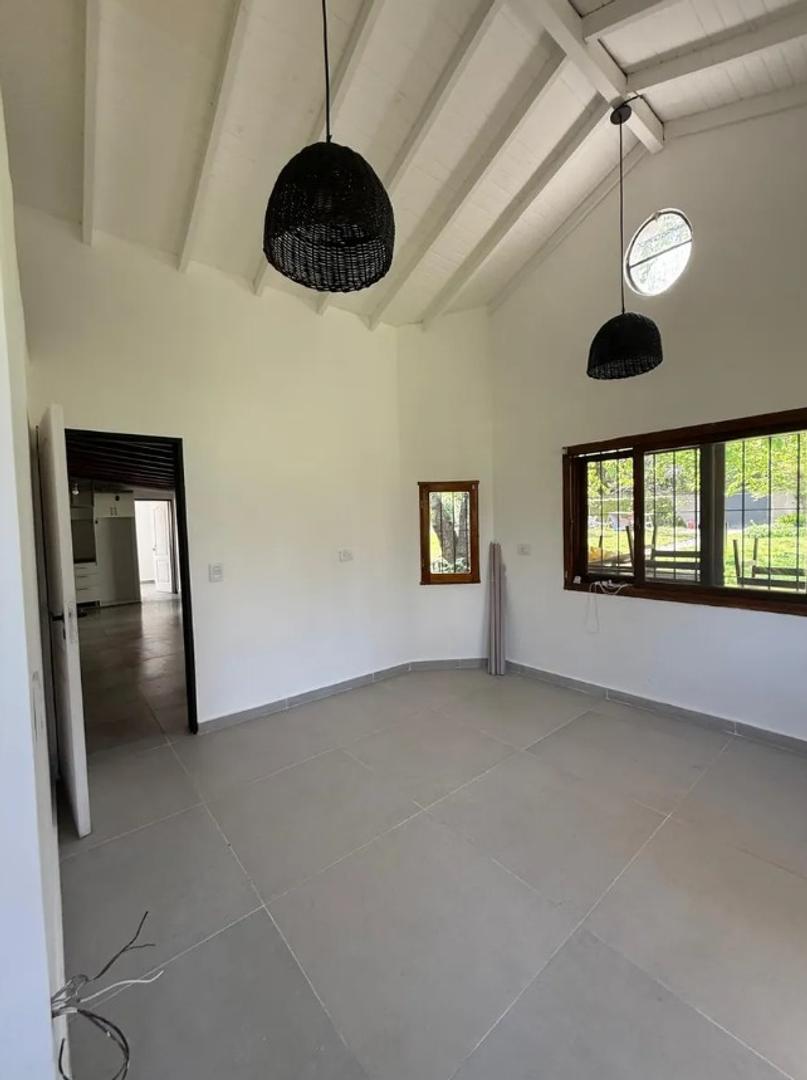 Casa 3 ambientes con 1 baño