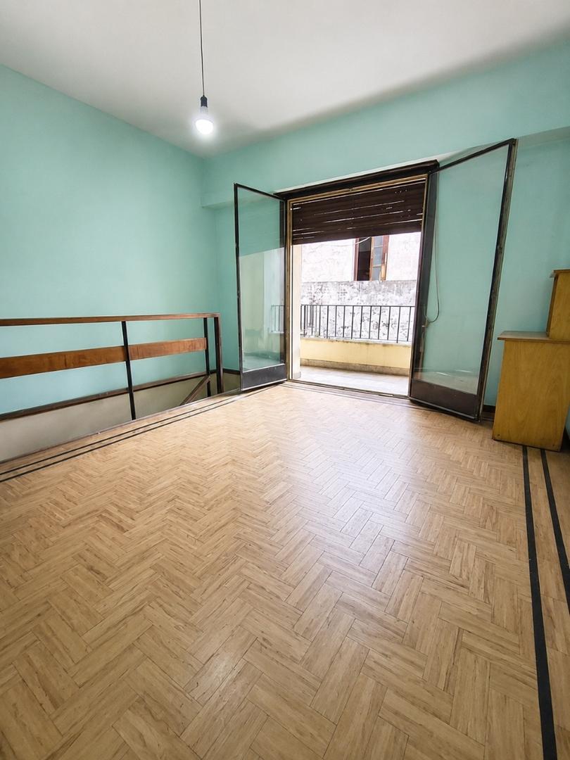 Depto.tipo casa de 4 ambientes en Venta en Villa crespo