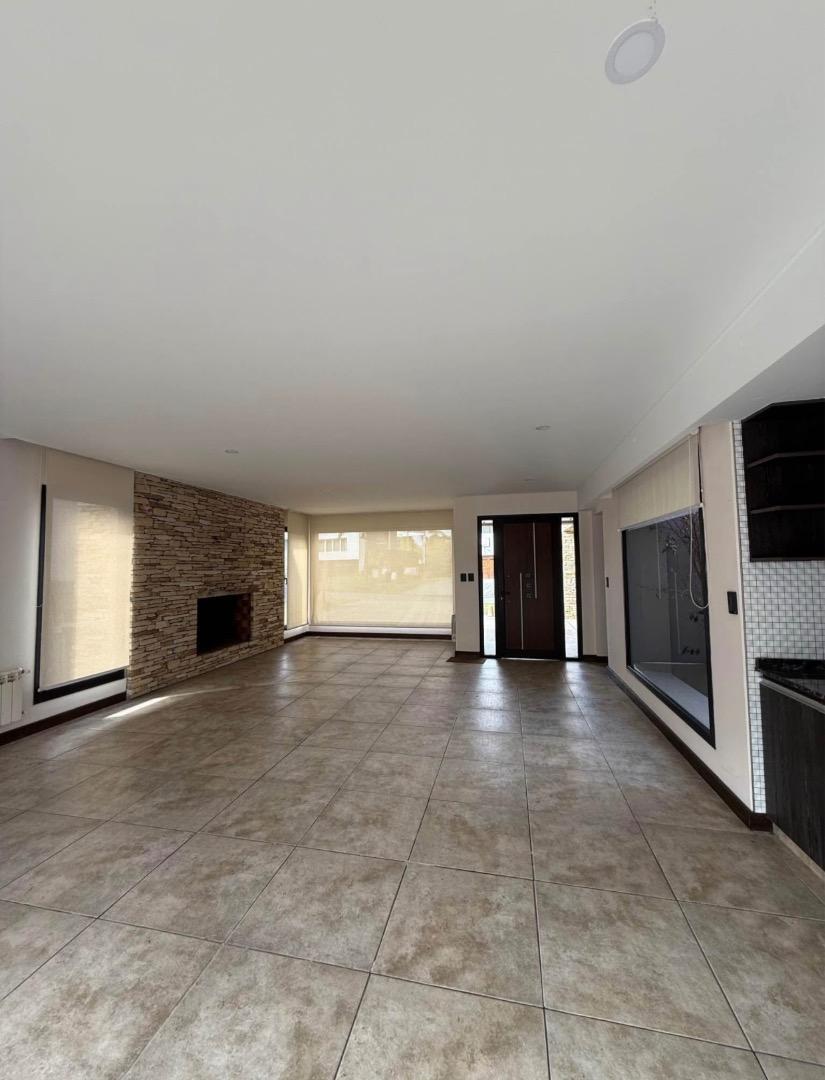Casa en Venta en Rumenco, USD 400.000