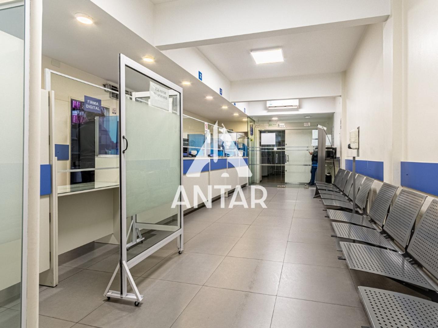 Oficina comercial de gran escala  Oport.