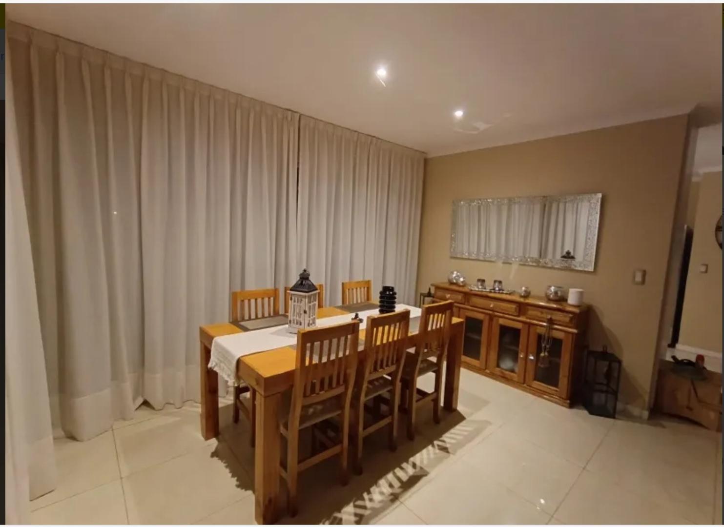 Casa en Alquiler Temporal en Haras Santa Maria, USD 2.200