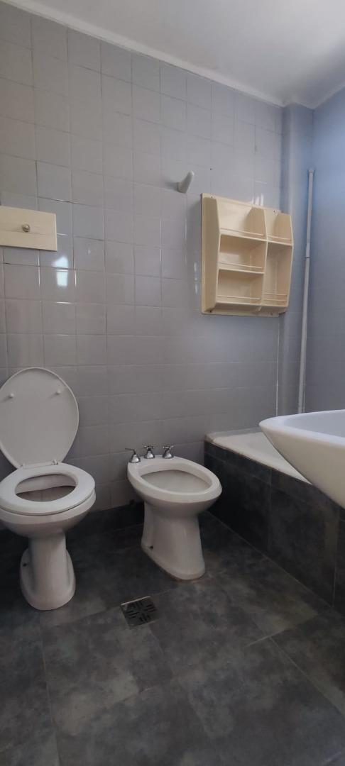 Departamento en Alquiler en Quilmes, $ 420.000