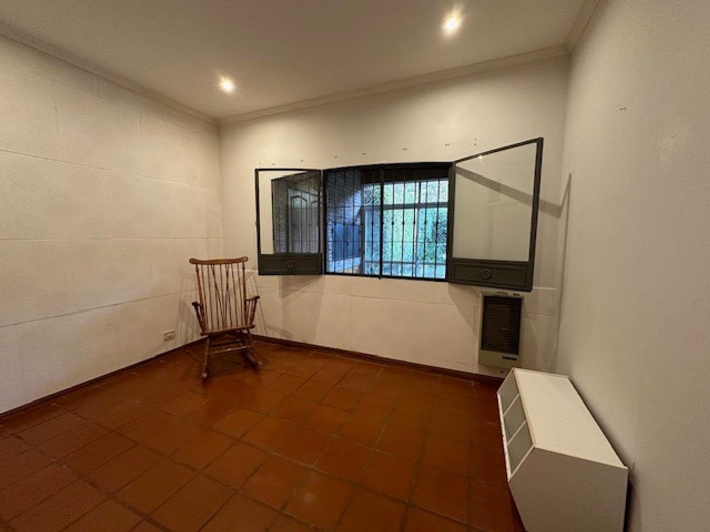 Casa 4 amb en venta zona Balbastro