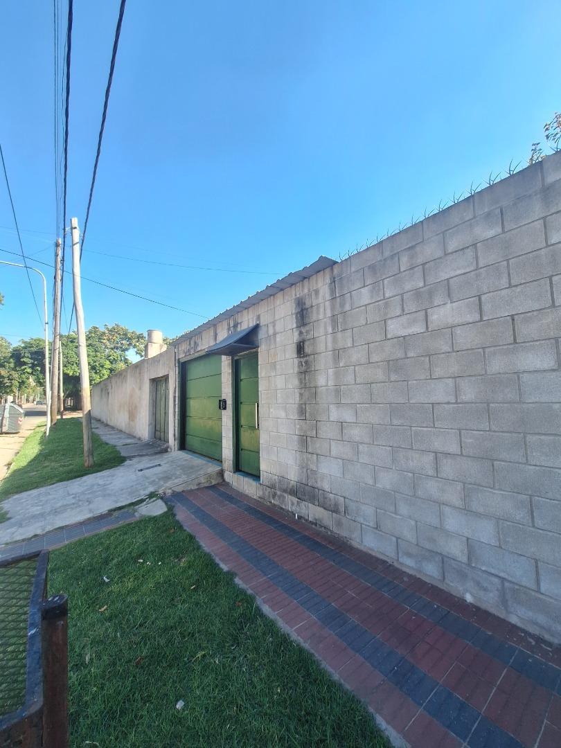 Venta Quilmes. Casa 5 amb c/ gge y patio.