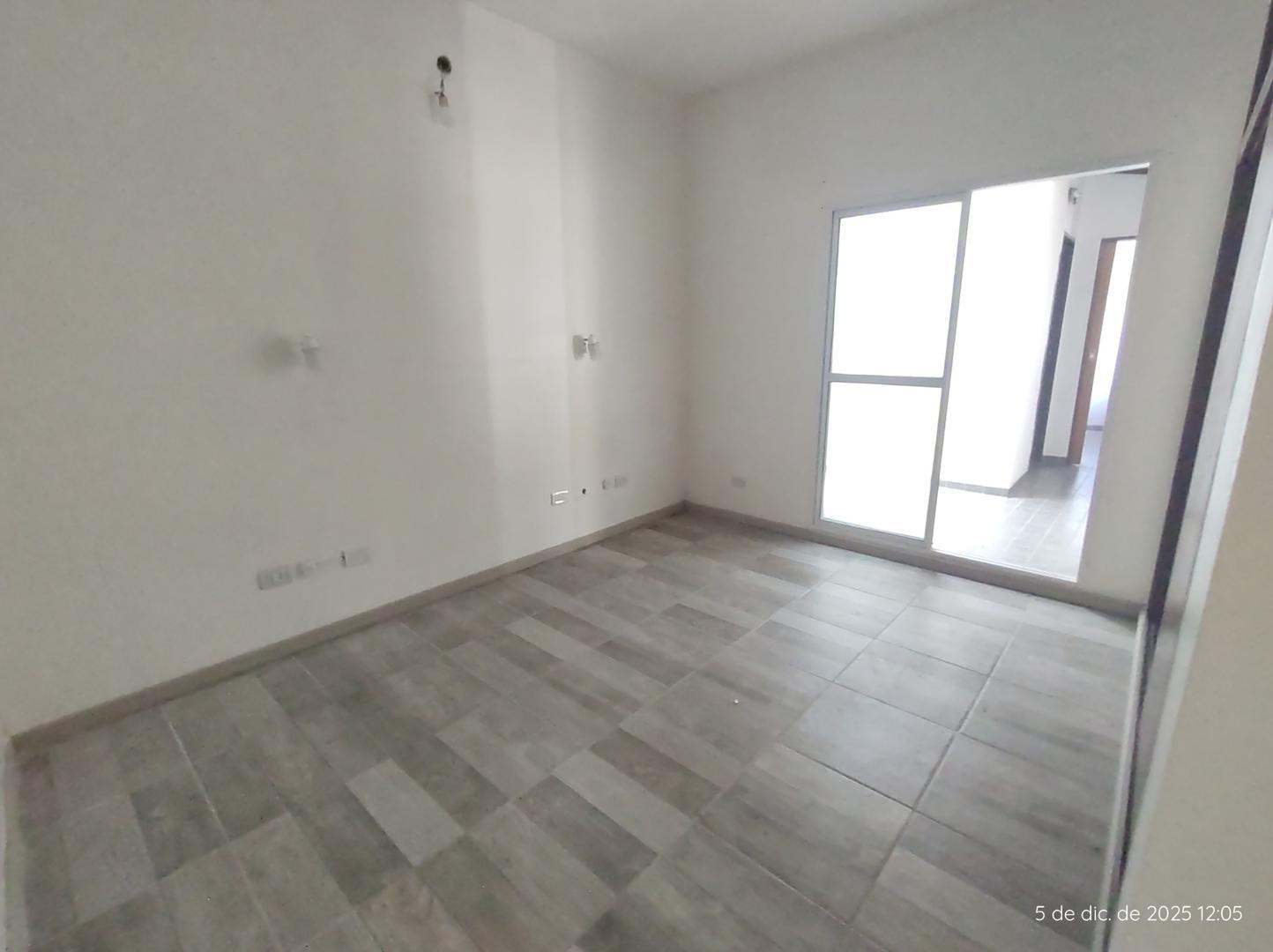 T/CASA 4 AMB  COMODO Y MODERNO -ZONA LA SALLE