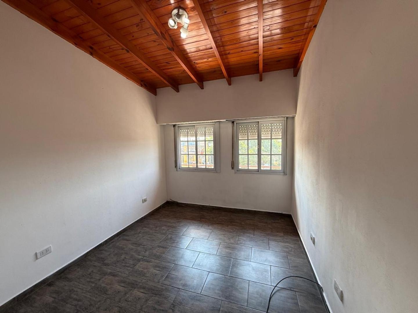 Depto Tipo Casa en Alquiler 10 años