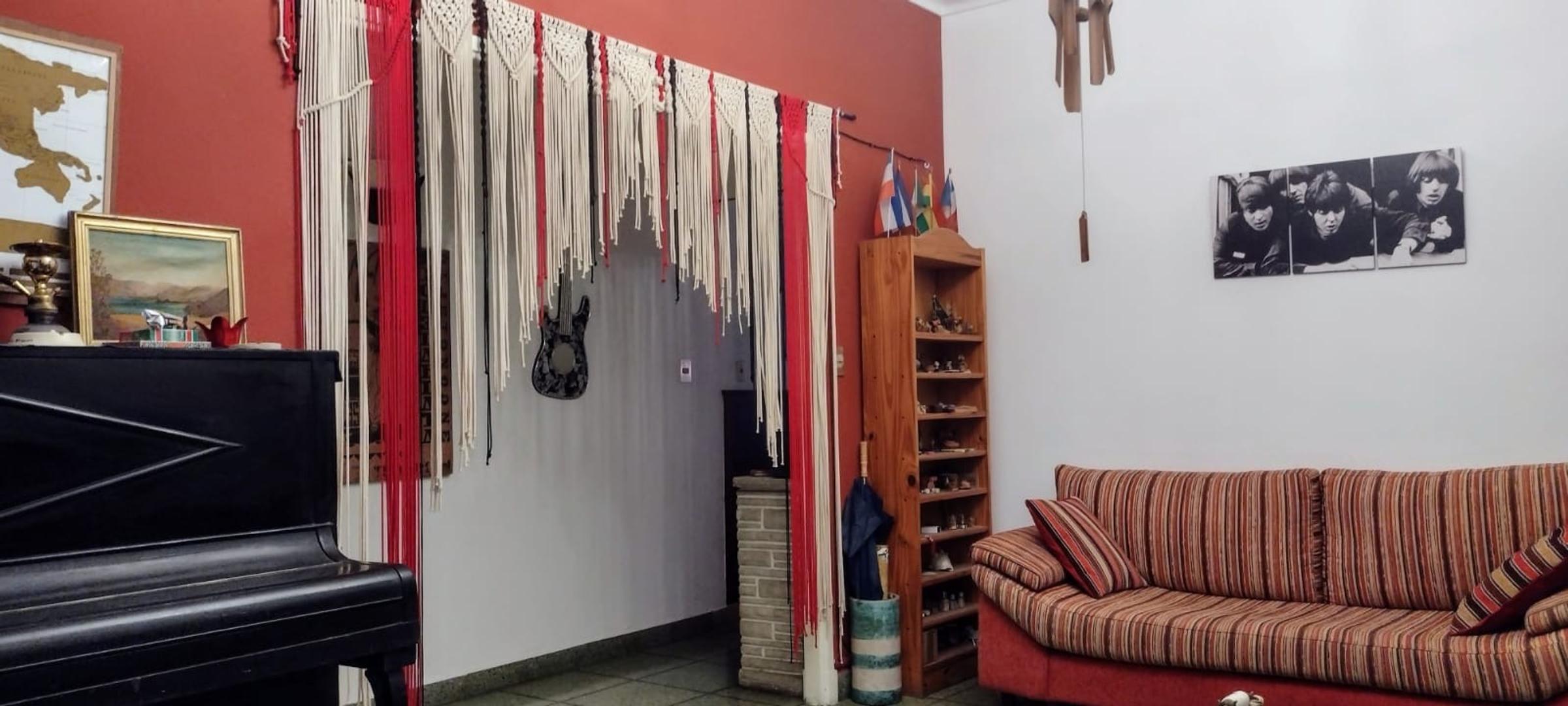 Depto Tipo Casa en Venta de 4 ambientes