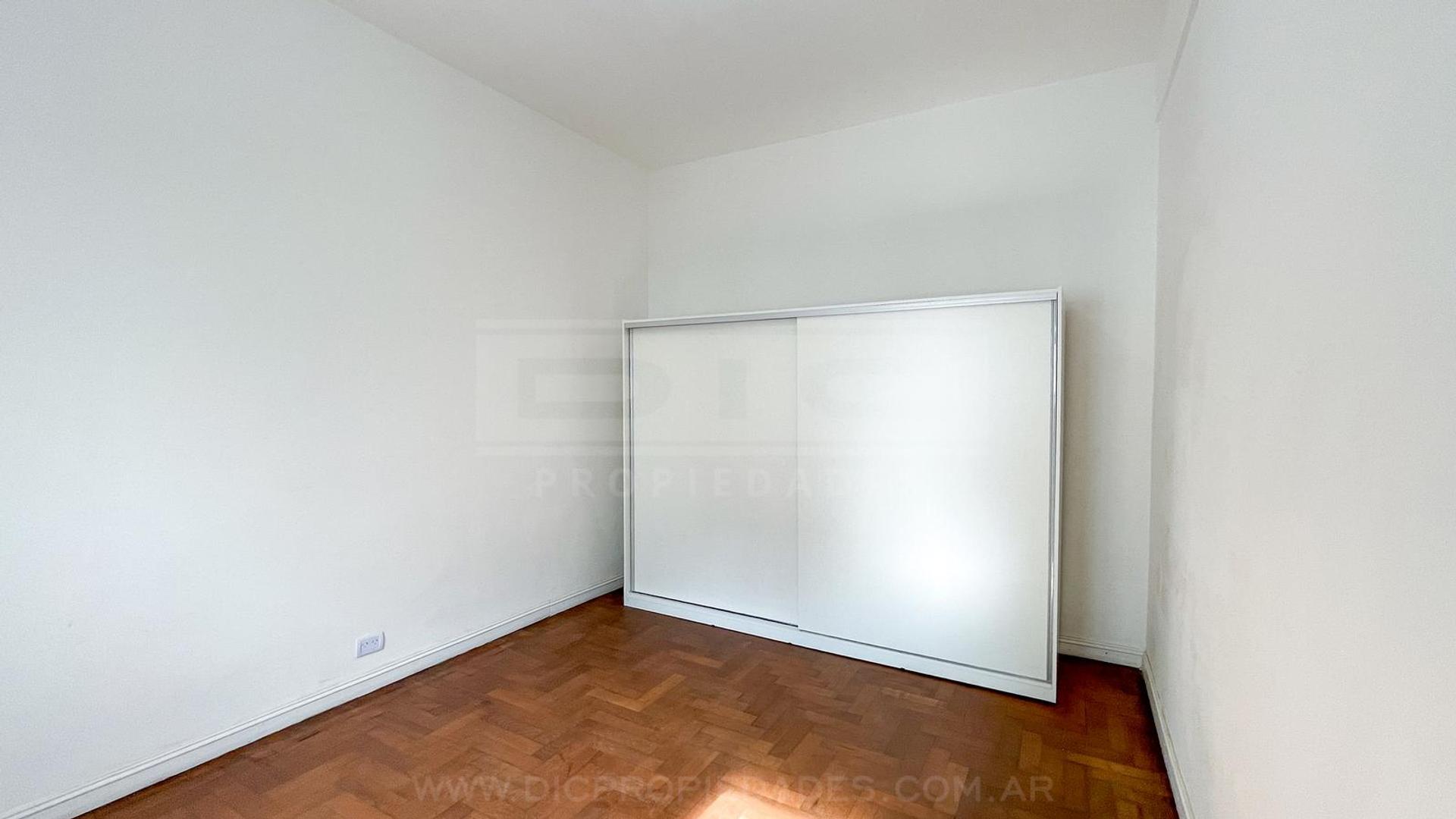 Depto Tipo Casa en Venta en Olivos Maipu/Uzal, USD 121.000