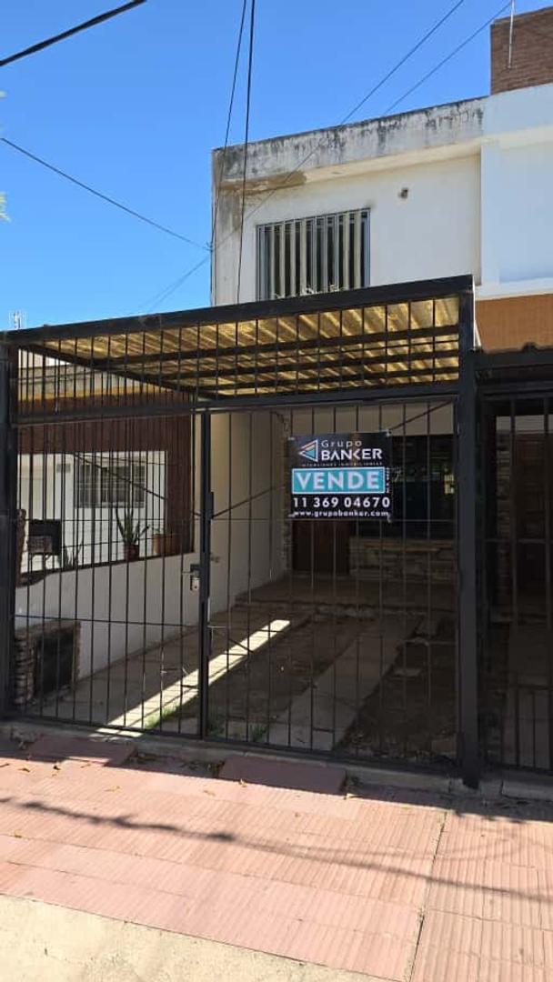 Duplex En Venta Zona Dino Mall R20 Julian Aguirre 1500