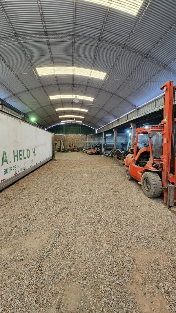 Galpon en Venta en Luzuriaga, USD 180.000