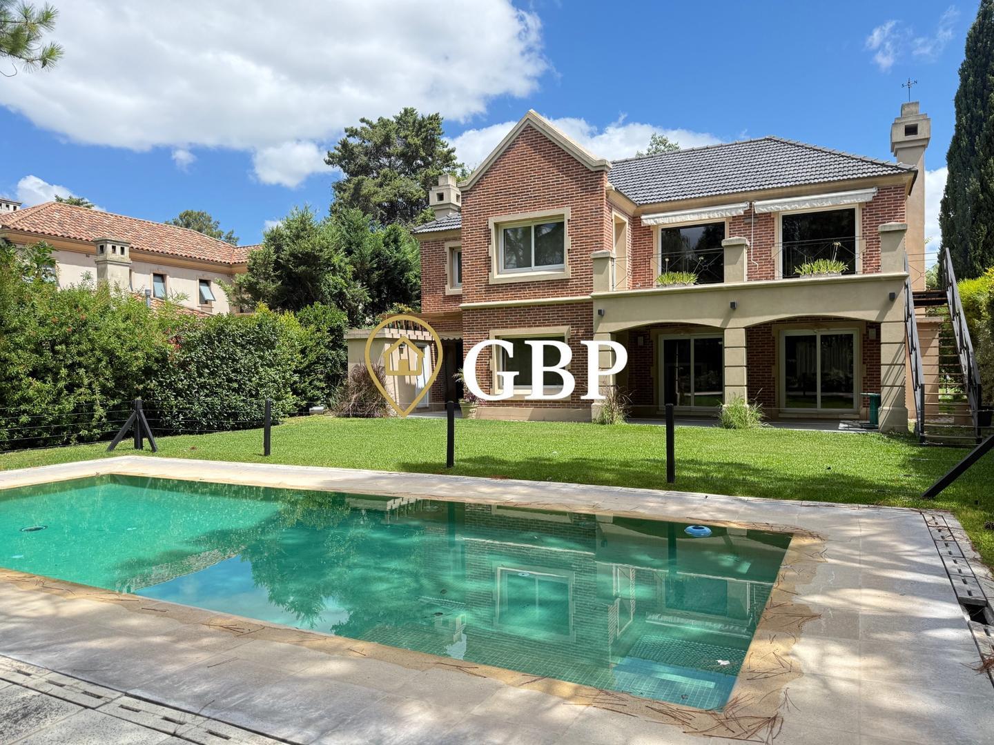 Casa en alquiler en Canning Barrio ST Thomas Sur