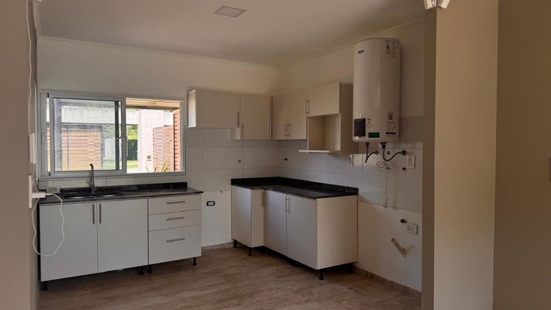 Depto Tipo Casa en Alquiler 2 años