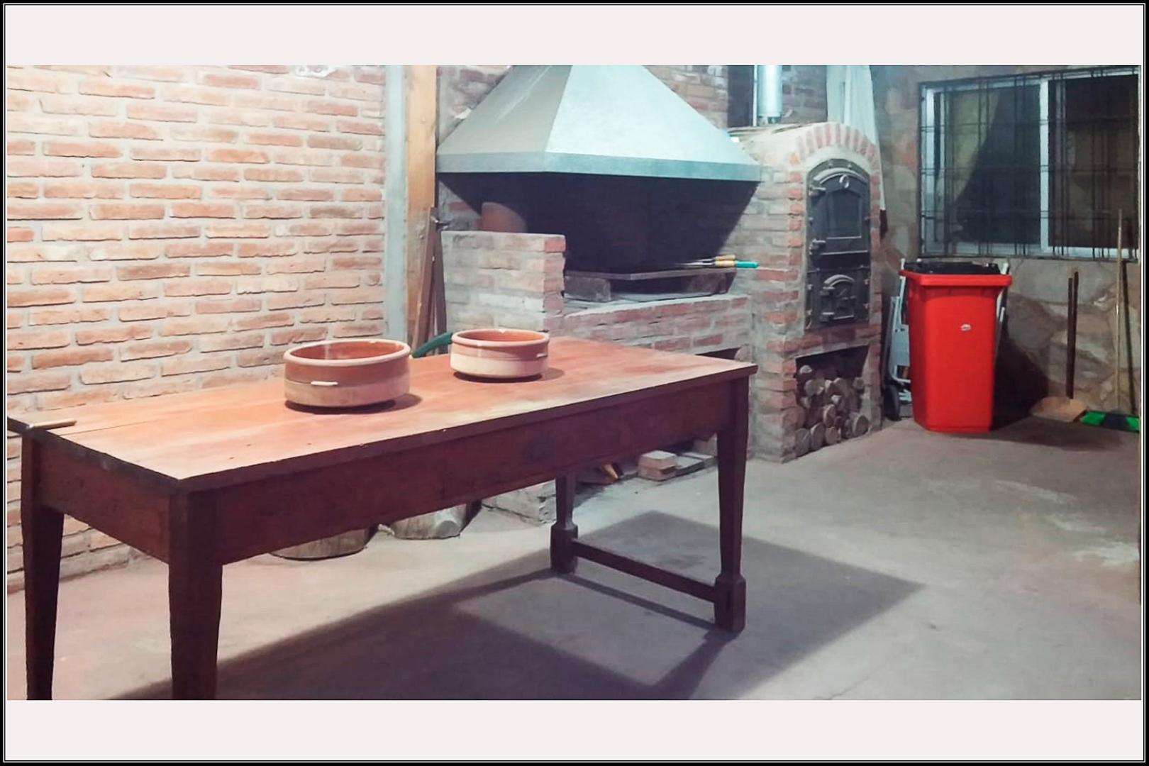 San Jorge 600, Piso 00