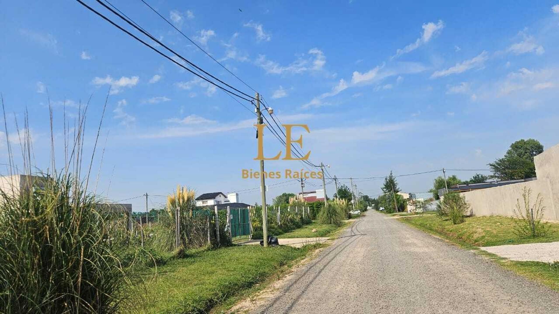 Fincas De Escobar 2000