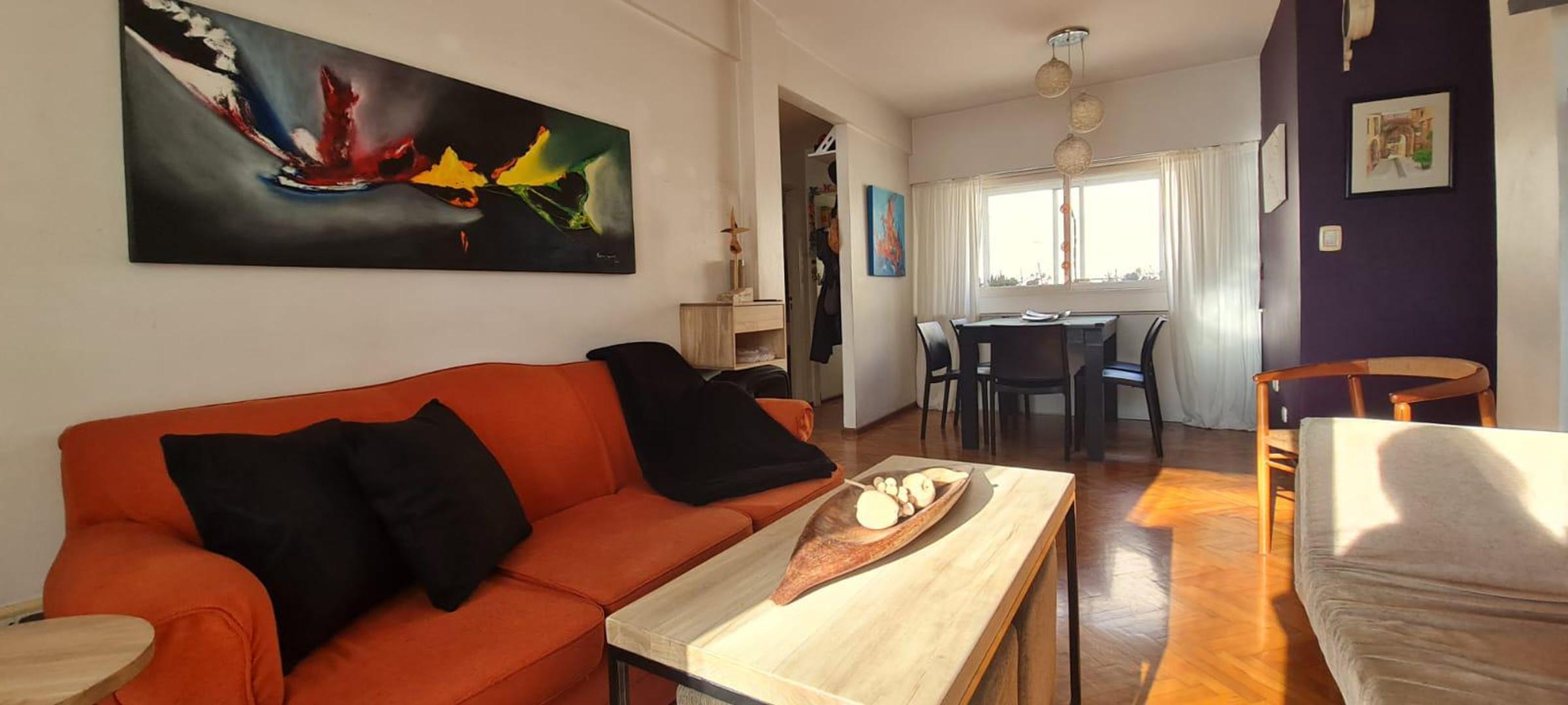 Esteban Echeverria al 1100