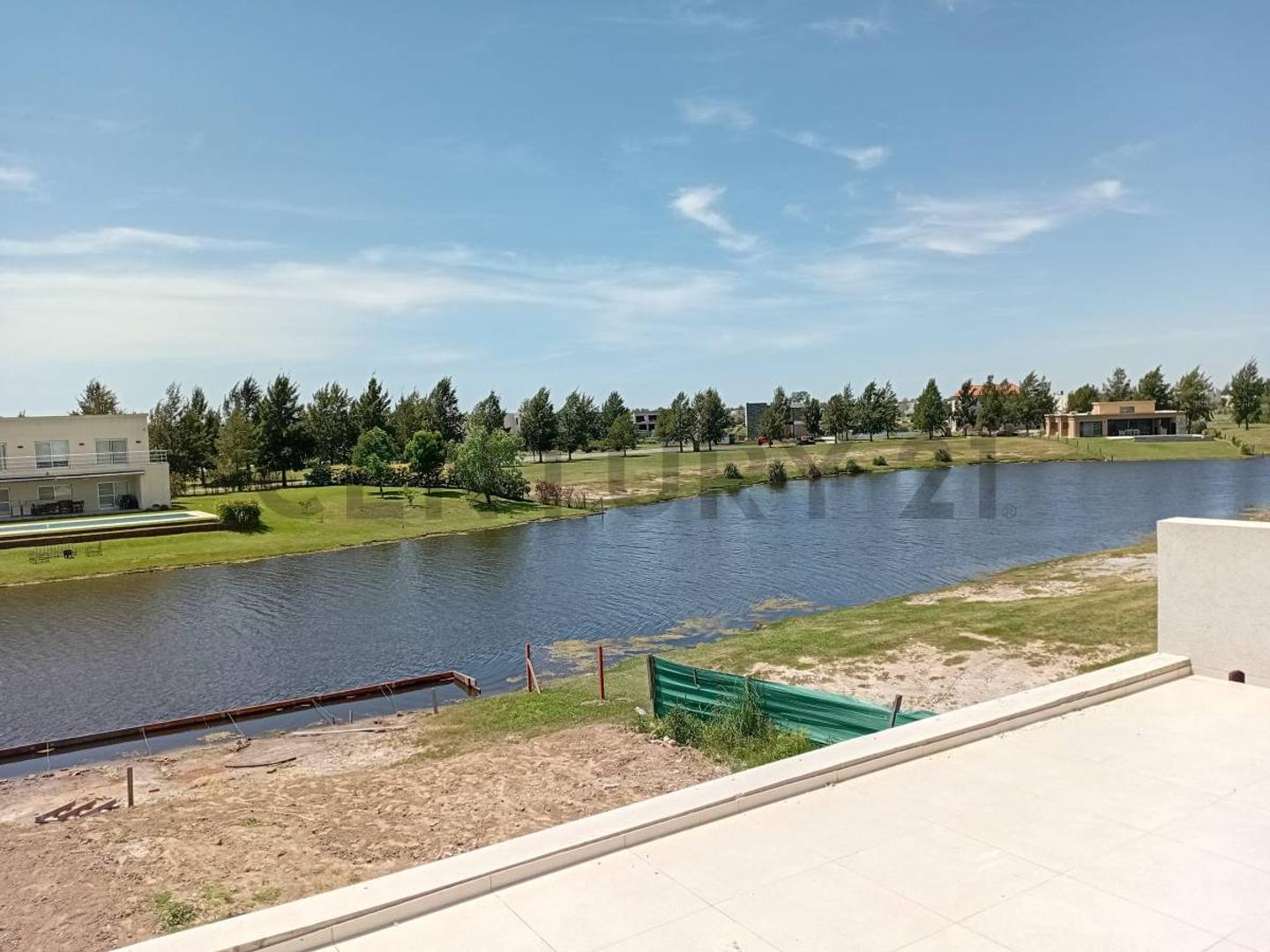 El Naudir Aguas Privadas , Piso 0