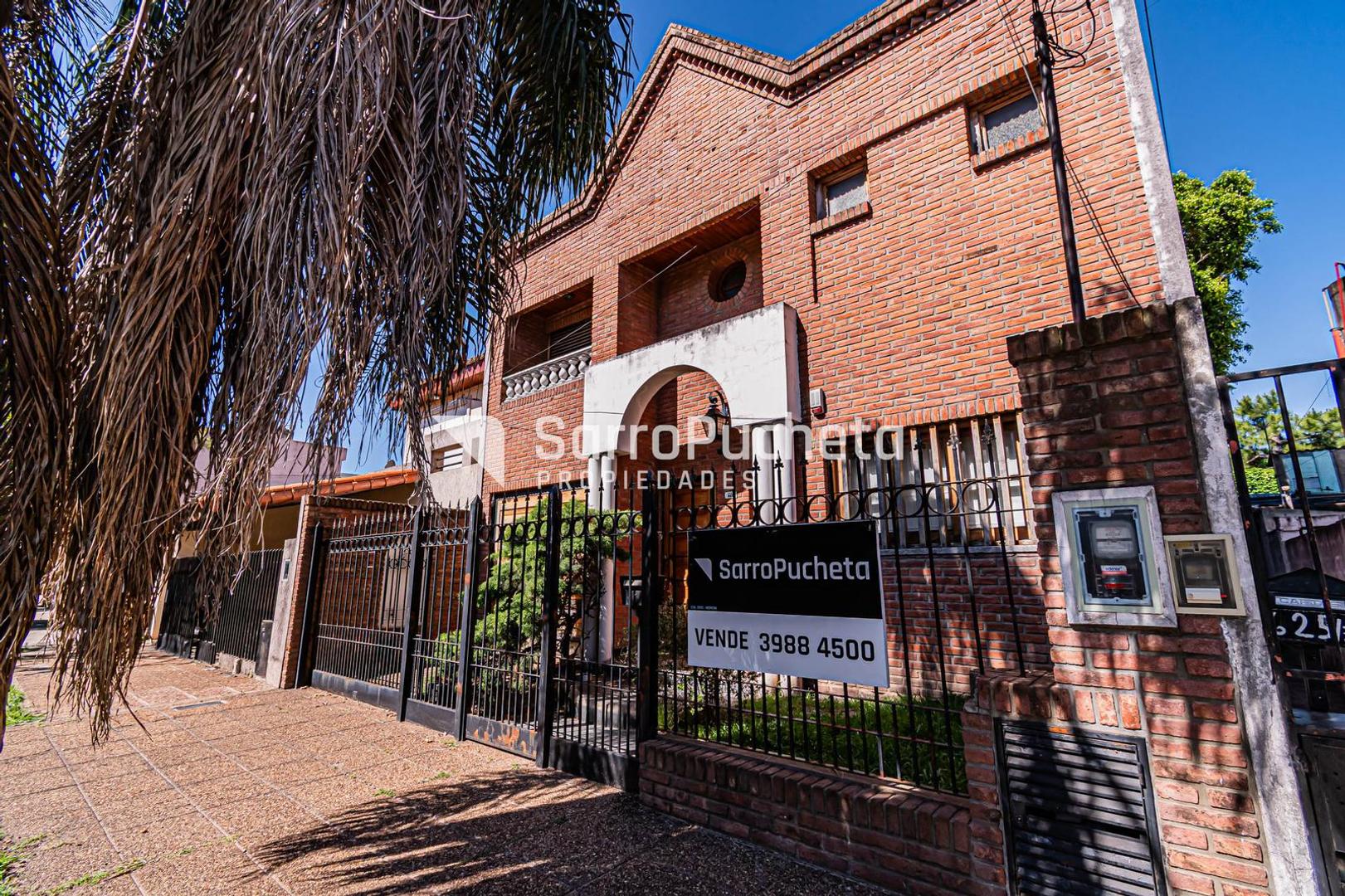 Casa en Venta con 1 cochera