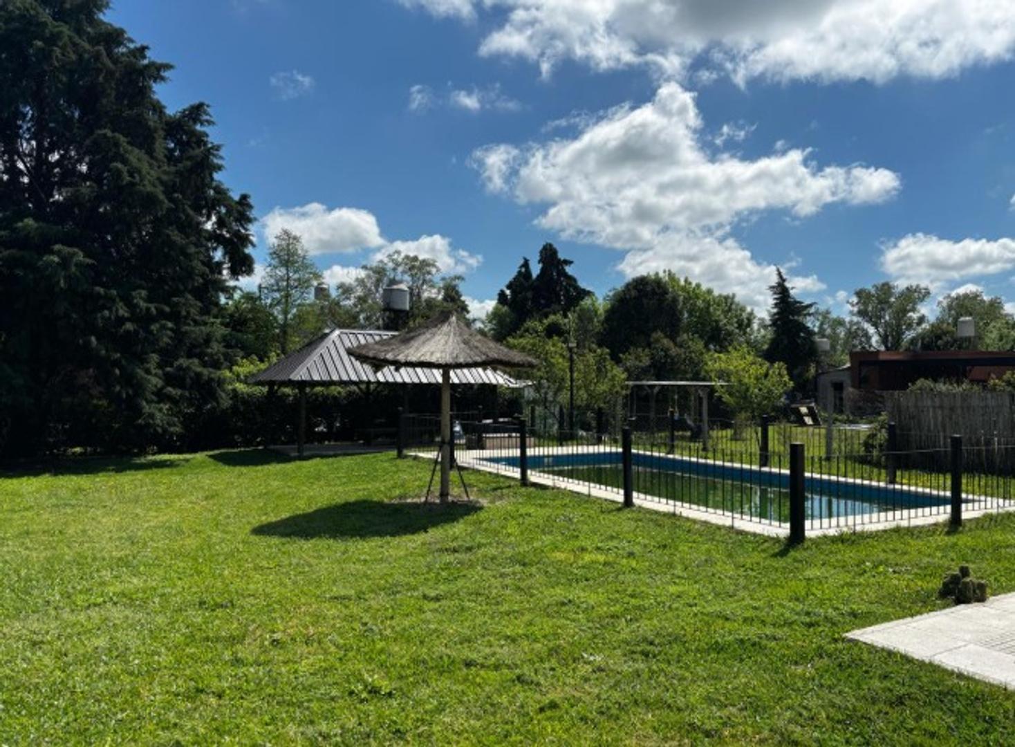 Venta. Casa 4 ambientes. Parque Sakura