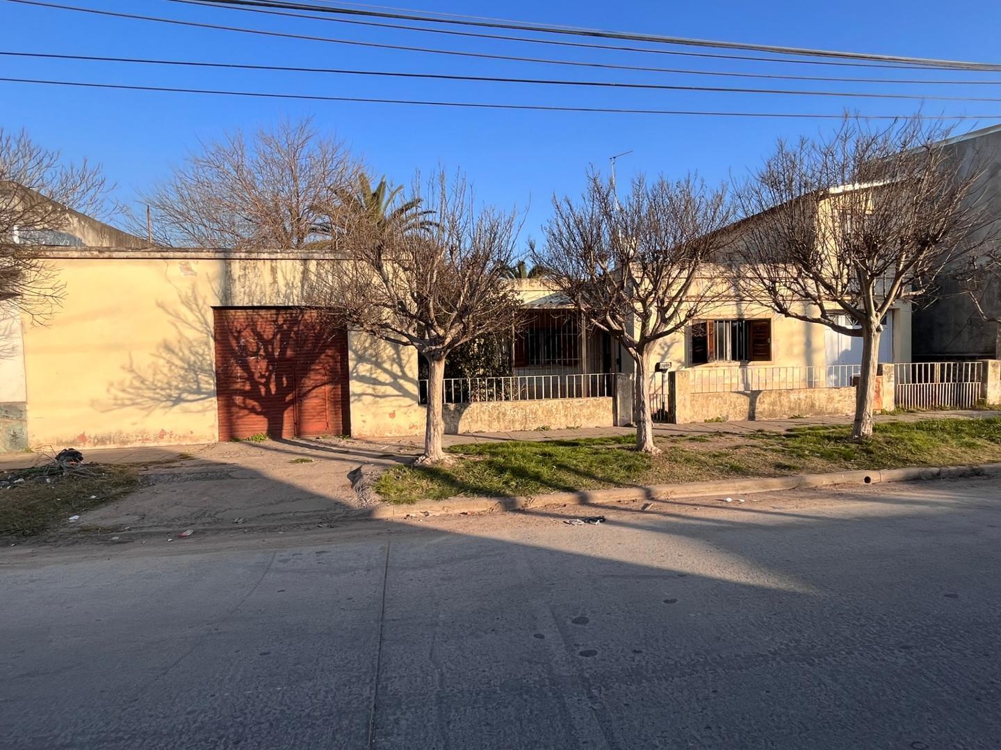 CASA - 3 AMBIENTES - MERLO