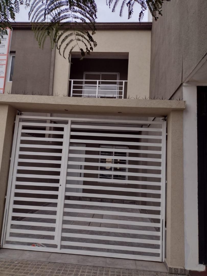 DUPLEX EN VENTA - SARGENTO CABRAL - SANTA FE