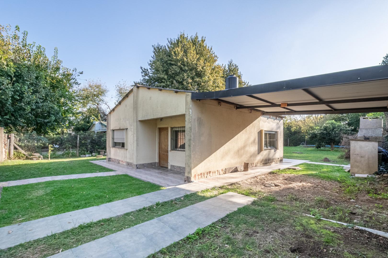 Casa 3 ambientes con 1 baño