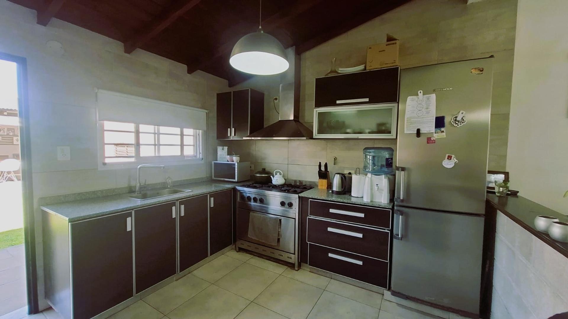 Casa en Venta en Burzaco, USD 140.000